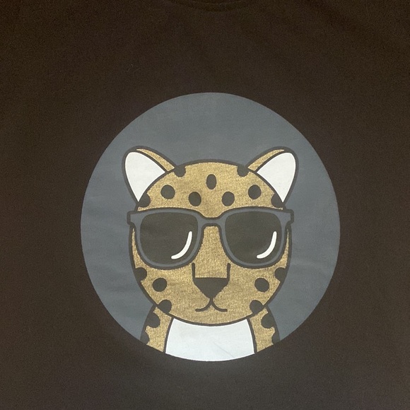 Pre-Loved Hux Organic Cheetah Tee Size 6 - Picture 3 of 4